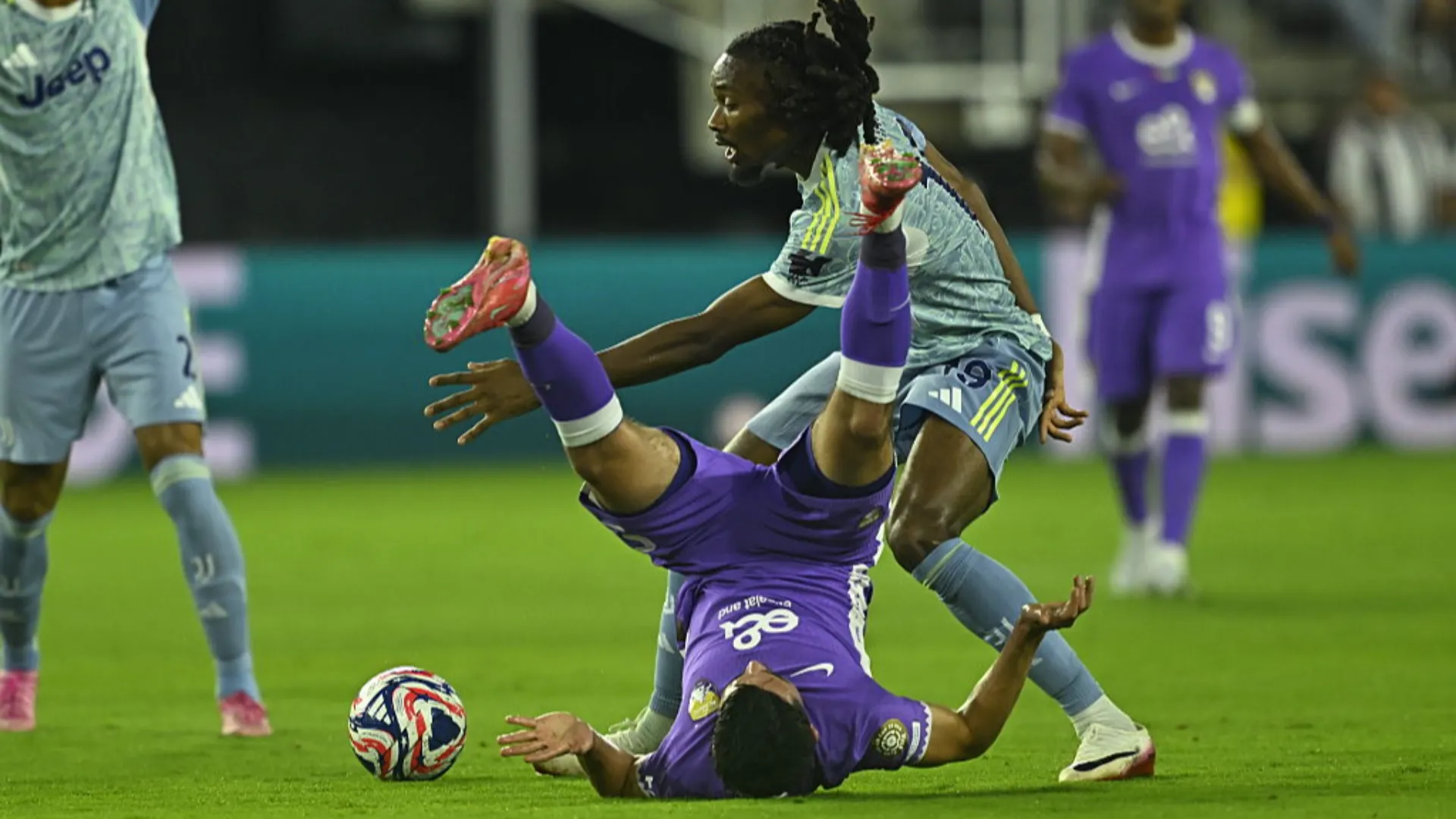Nella ripresa anche Conceiçao ha completato la sua doppietta per il 5-0 finale.