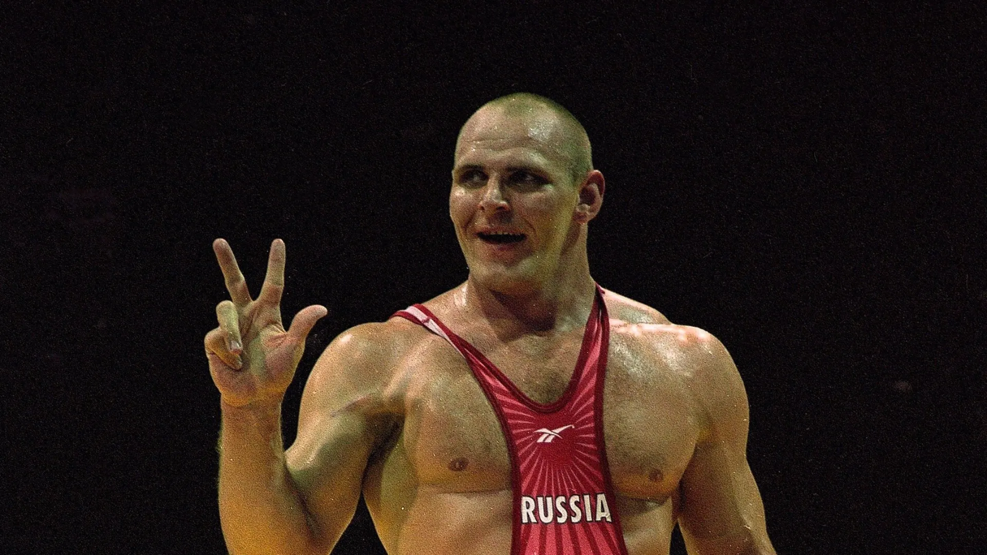Aleksandr Karelin: la leggenda della lotta greco-romana (3 ori olimpici) è stato eletto più volte nel Parlamento russo