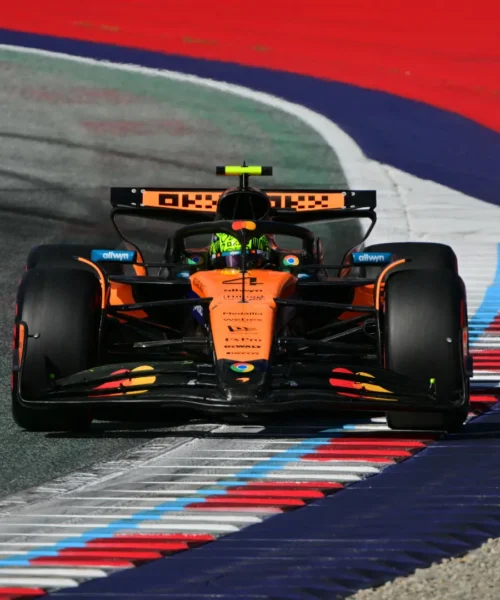 F1, GP Austria: Norris in pole position davanti a Leclerc