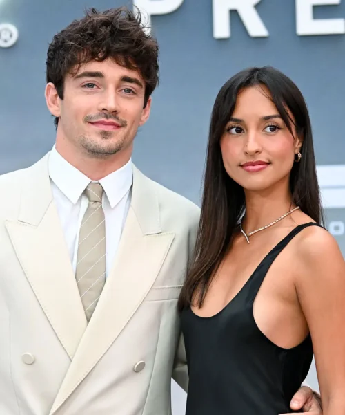 Piloti e stelle di Hollywood elegantissimi alla Première del film ‘F1’: le foto