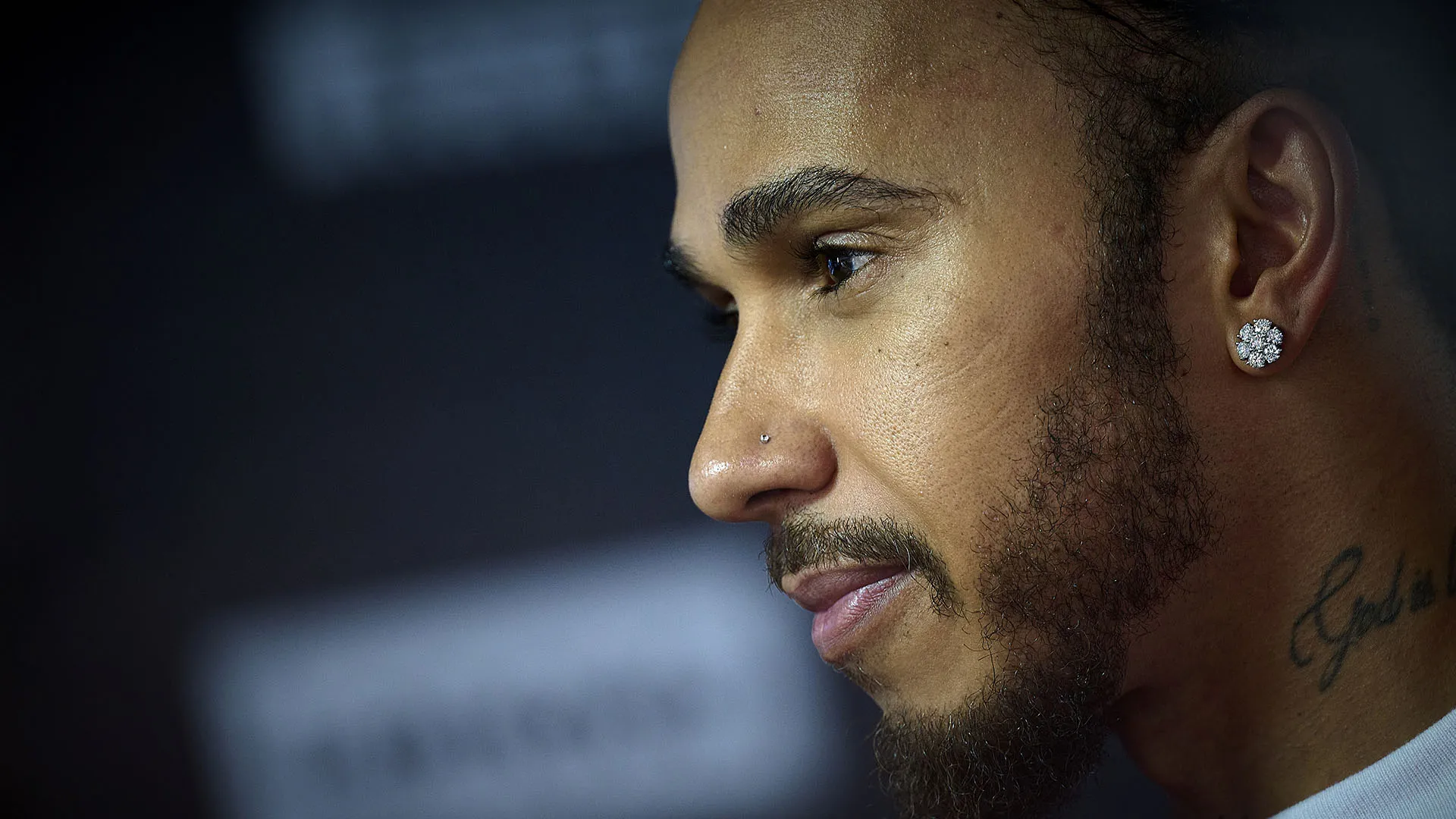 Ferrari, Lewis Hamilton è sotto choc: dichiarazioni desolanti