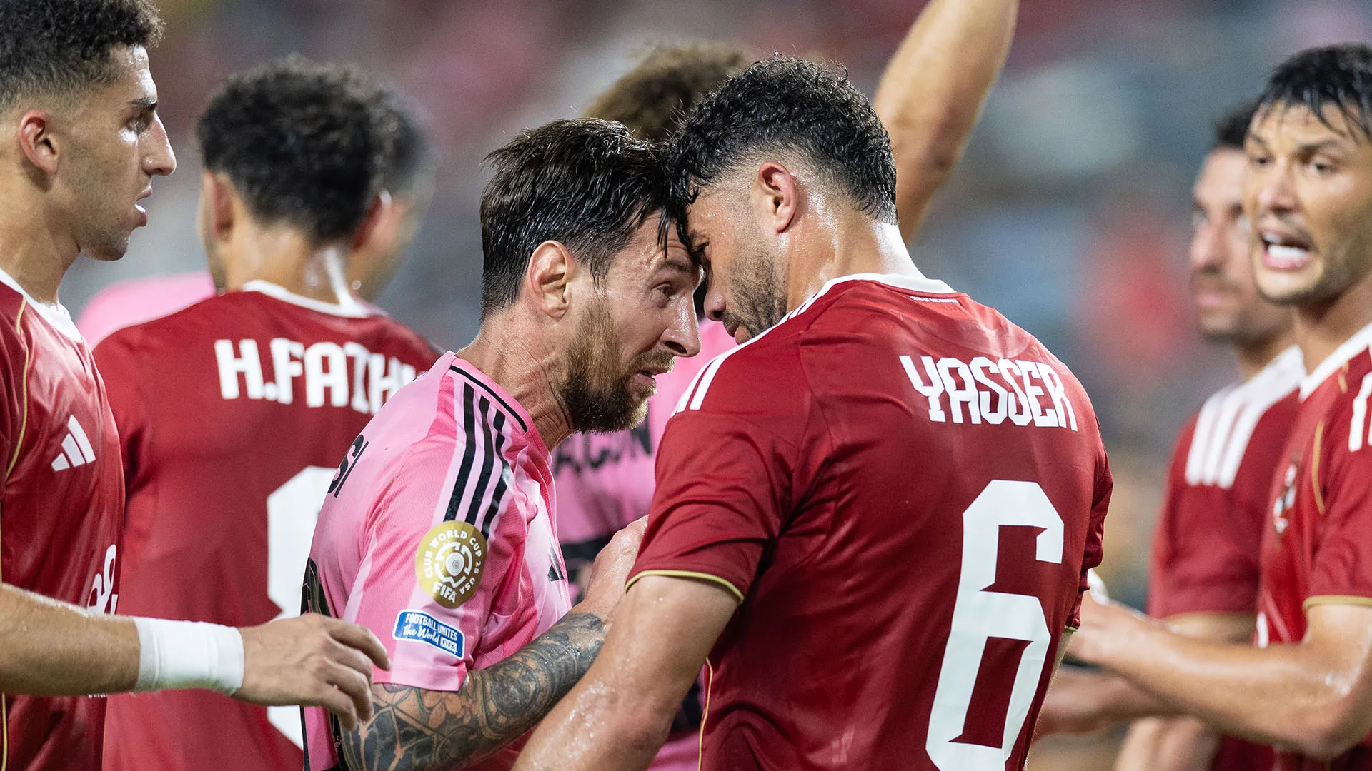 Il fuoriclasse argentino è stato provocato dal difensore dell'Al-Ahly Yasser Ibrahim