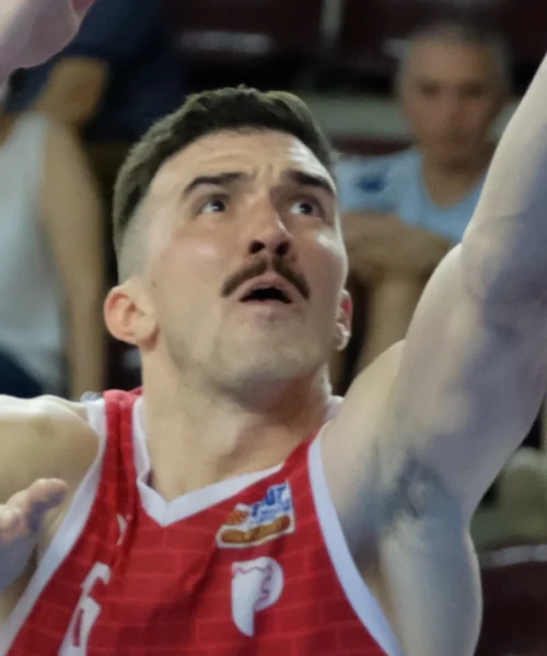 Lorenzo Saccaggi sceglie ancora il biancorosso