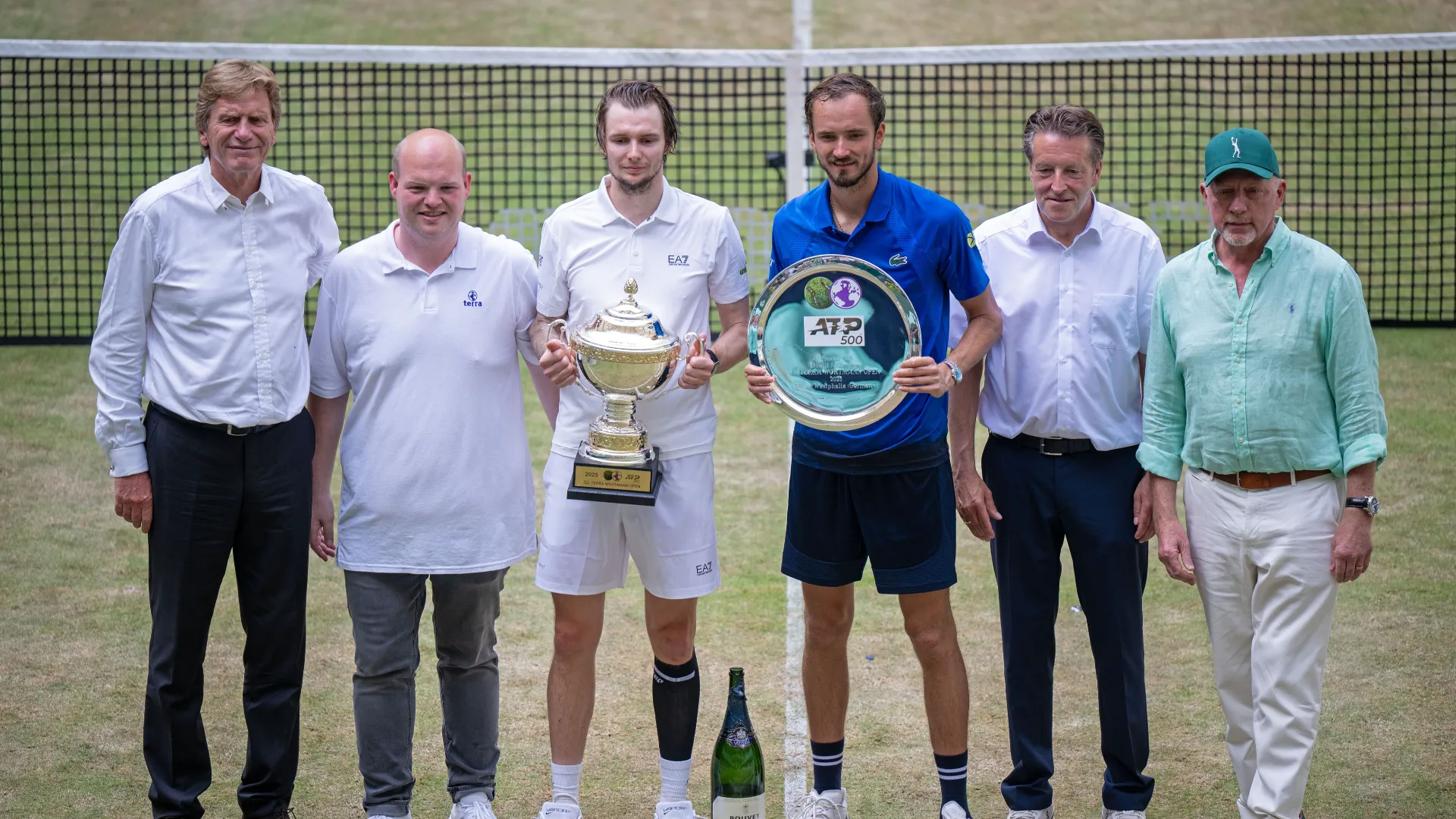 Il tennista russo ha perso la finale del torneo di Halle contro un ispirato Alexander Bublik