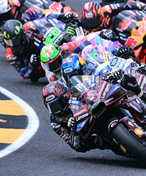 MotoGP: Marc Marquez espugna il Mugello dopo 11 anni, Bagnaia giù dal podio