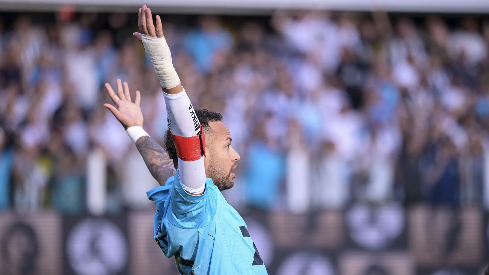 L'ex stella di PSG e Barcellona non sta vivendo un momento felice al Santos