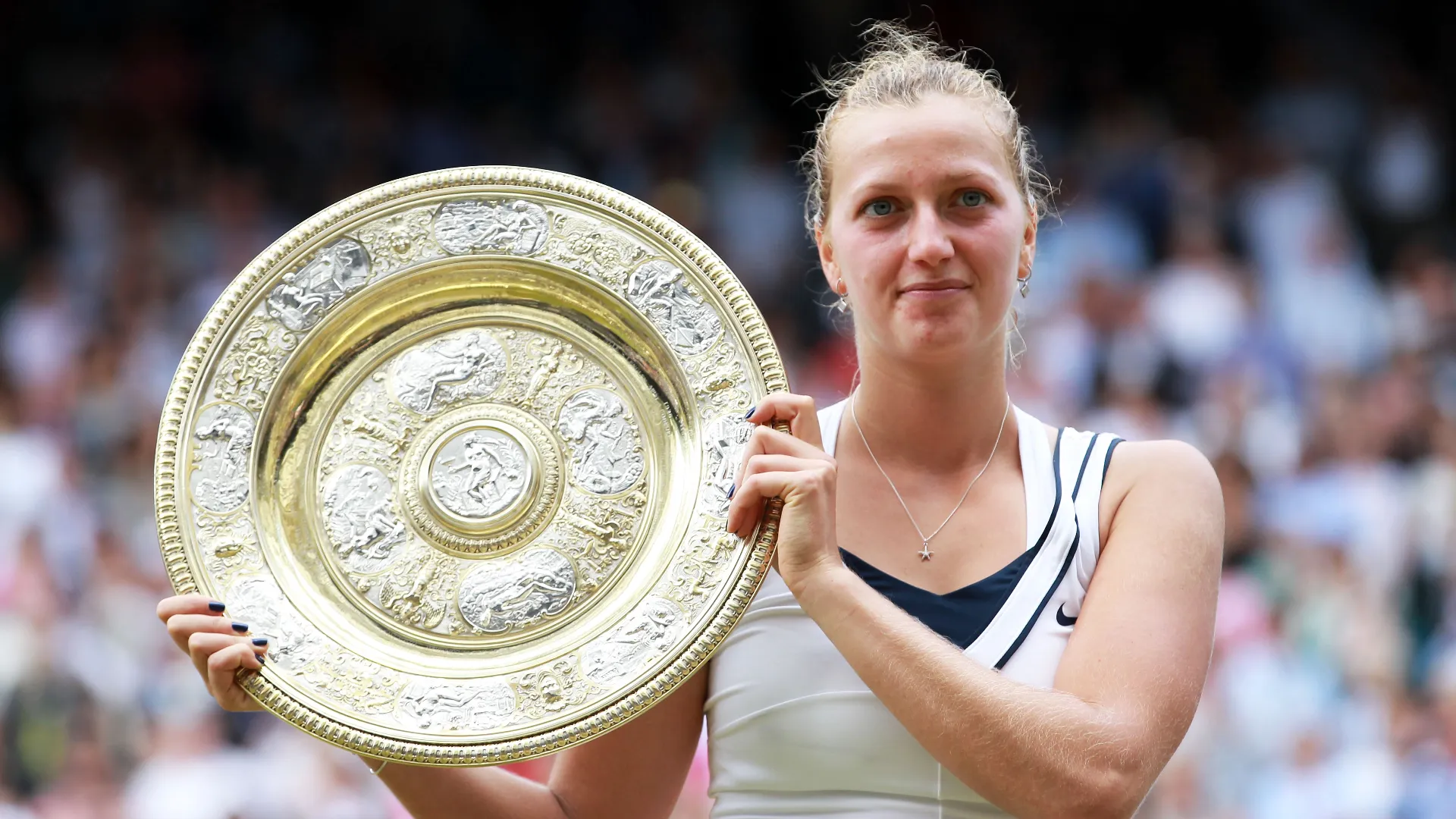 L'ha annunciato la stessa tennista attraverso i suoi canali social
