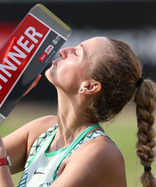 La campionessa dice addio al tennis: le foto della sua gloriosa carriera
