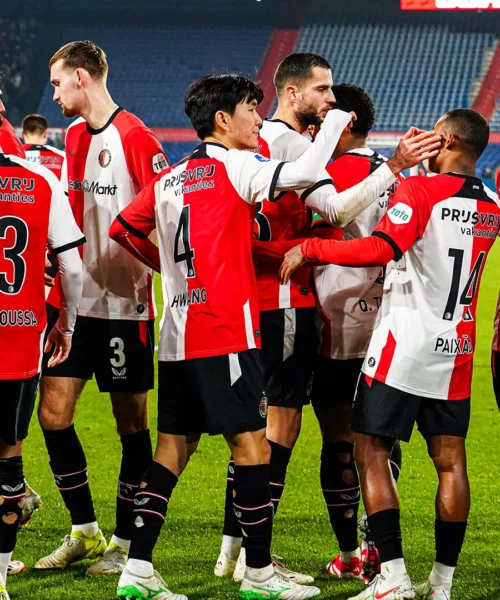 Feyenoord in difficoltà: piovono milioni per la stella. Foto