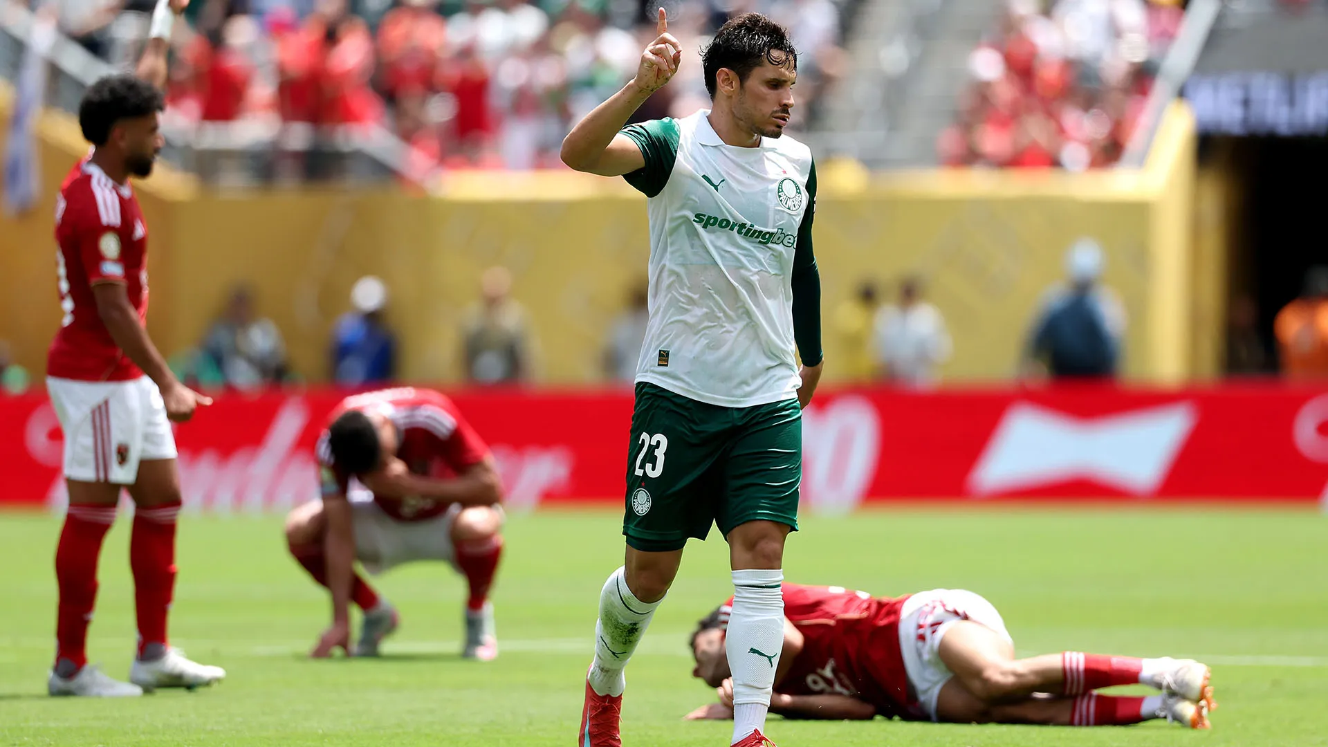 Durante Palmeiras-Al Ahly il VAR è stato decisivo
