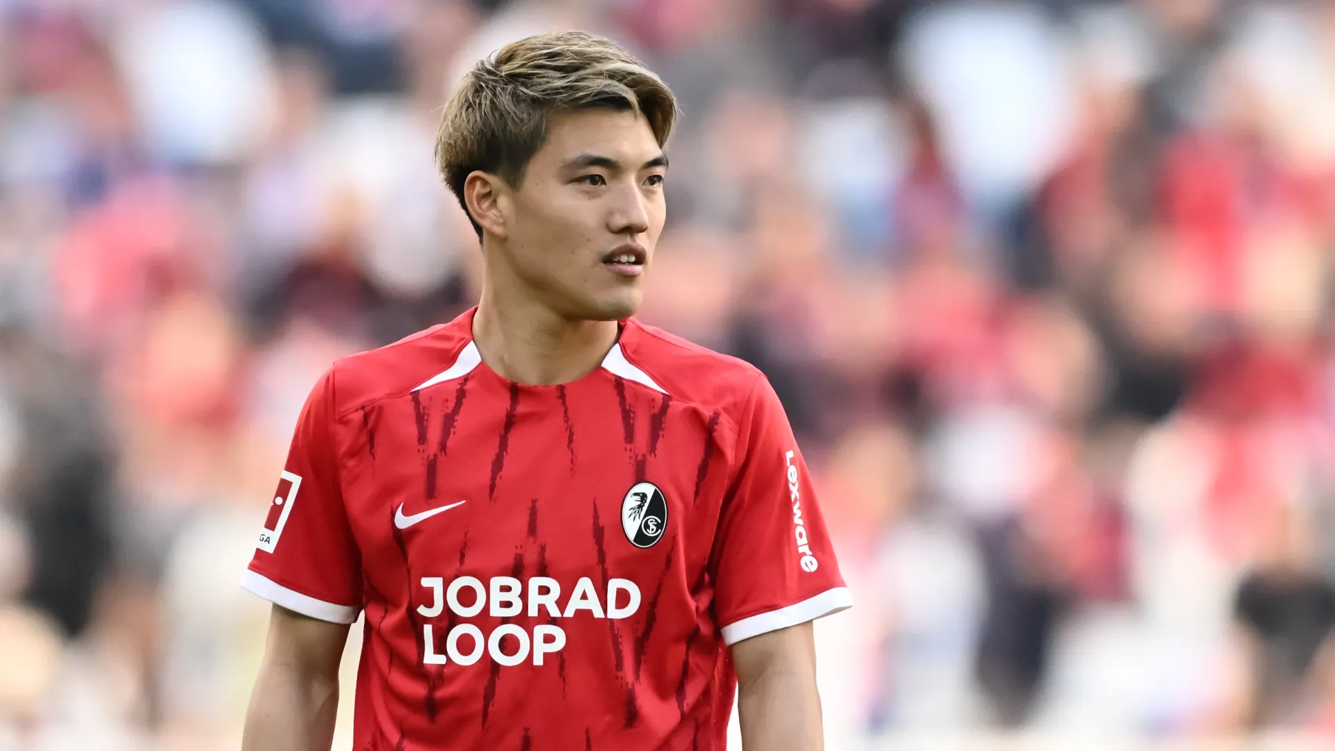 Ha un contratto con il Friburgo in scadenza nel 2027 e secondo Transfermarkt vale 25 milioni di euro
