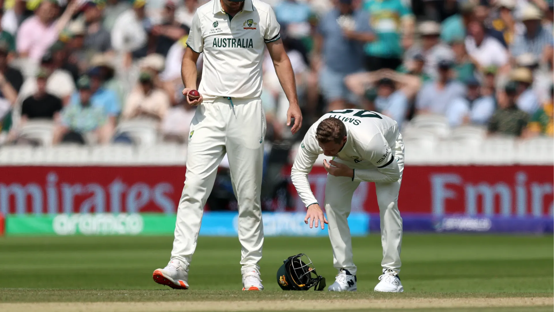 La stella australiana Steve Smith si è infortunata nel match contro il Sudafrica
