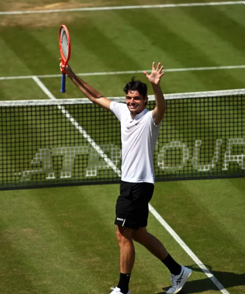 Taylor Fritz trionfa a Stoccarda, battuto Alexander Zverev in finale