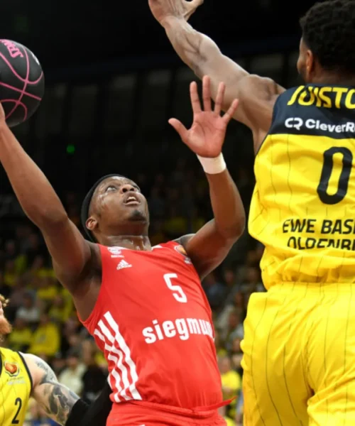 Shakur Asiatic Juiston, rinforzo sotto canestro per Udine