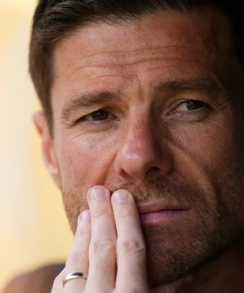 Pericolo per Xabi Alonso: riunione d’emergenza. Foto