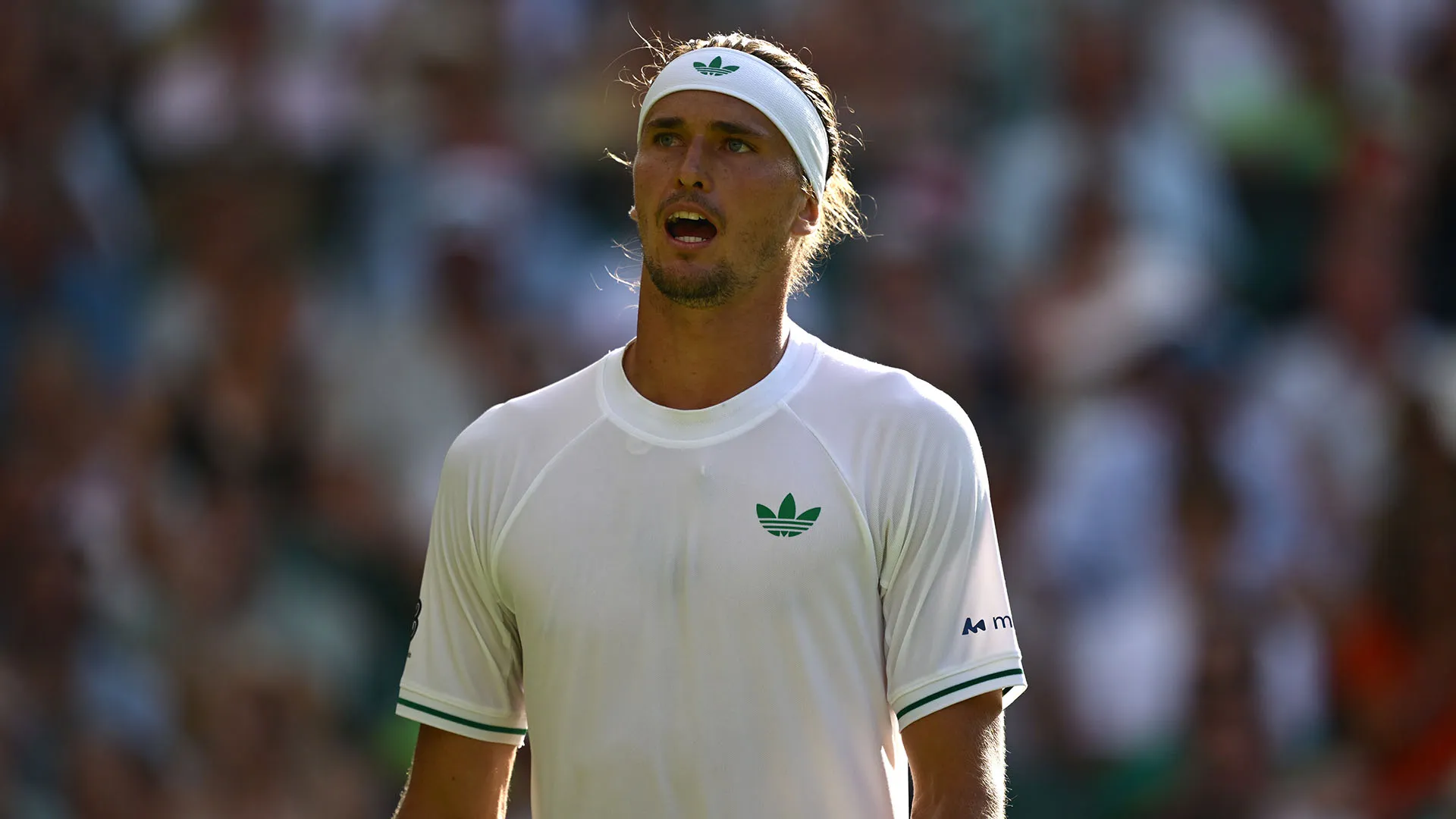 Il tennista tedesco, numero 3 del mondo, è stato sorprendentemente sconfitto da Arthur Rinderknech al primo turno di Wimbledon