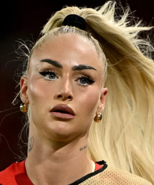 Nuovo incarico olimpico per Alisha Lehmann: le foto della stella