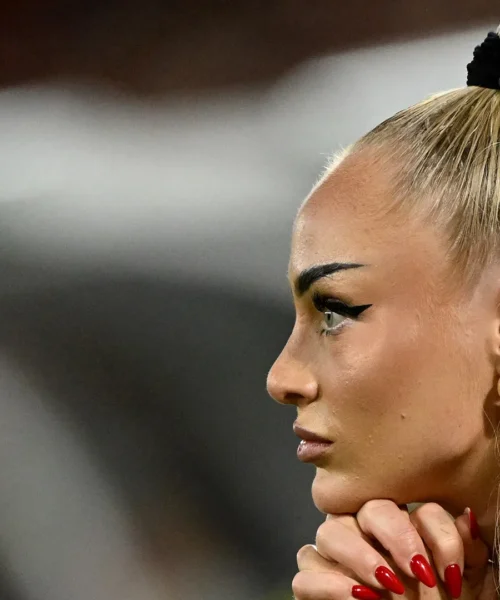 Alisha Lehmann spettatrice di lusso: le foto