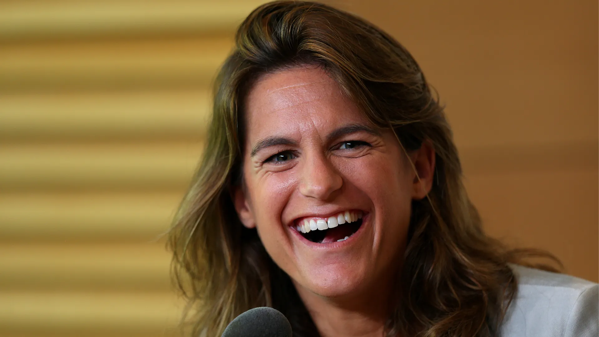 Amélie Mauresmo ha iniziato a giocare a tennis quando ancora era una bambina
