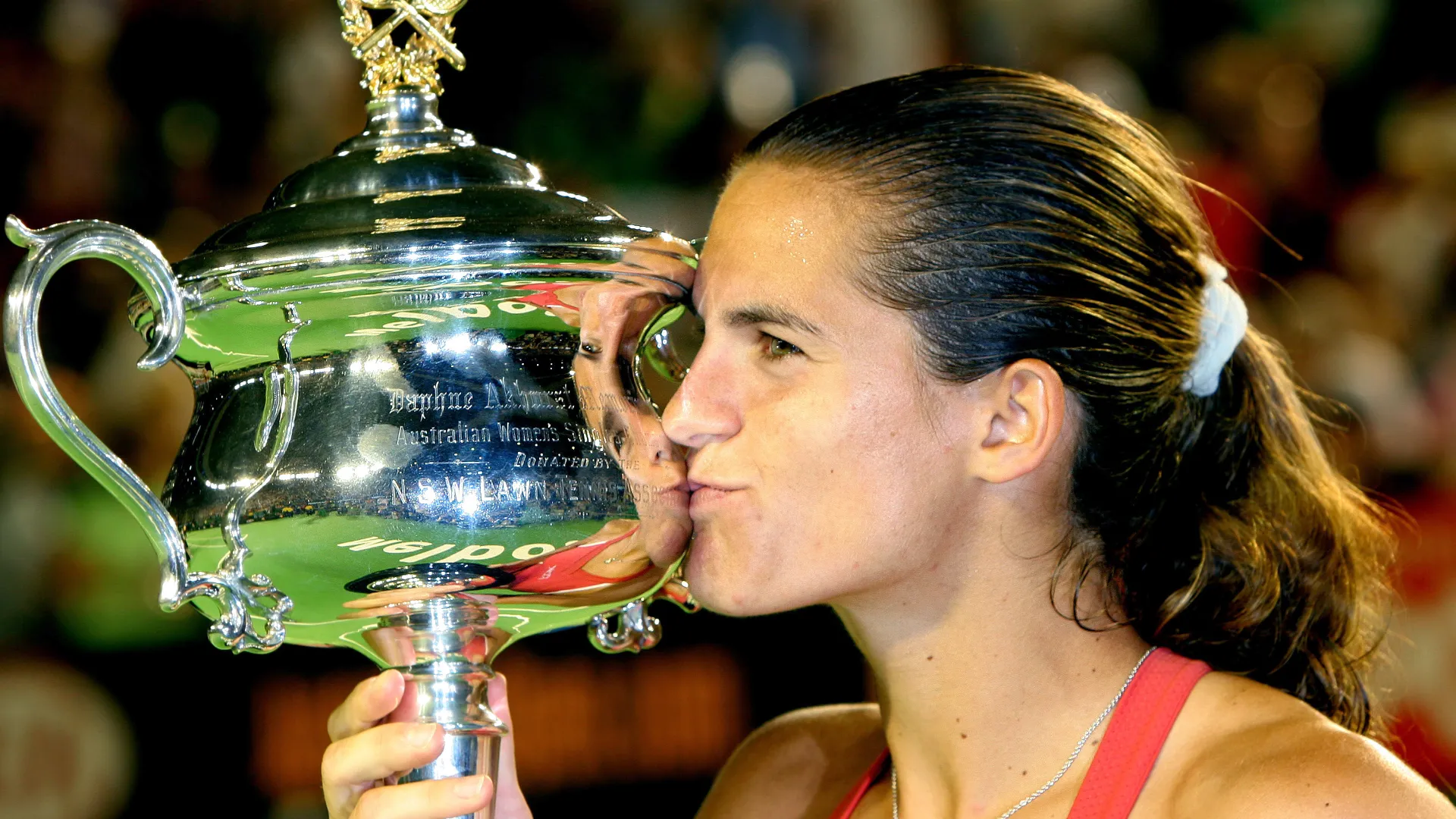 Nel 2006 ha vinto Wimbledon e Australian Open
