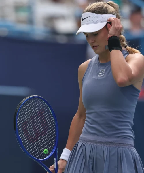 Anna Kalinskaya si consola dopo l’atroce beffa