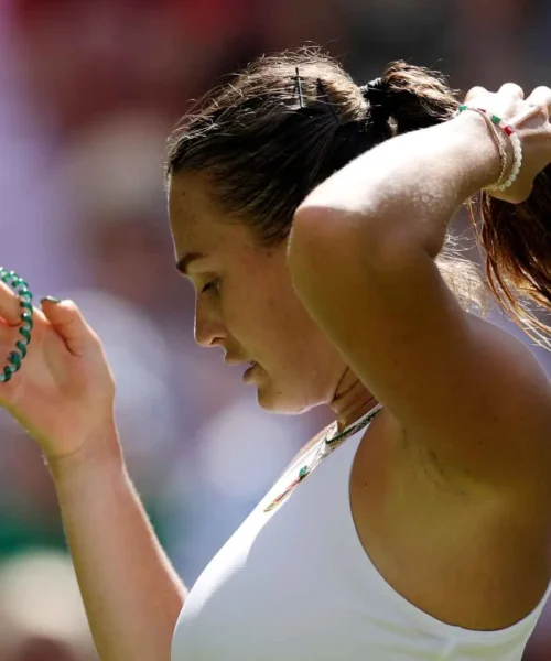 Splendida Aryna Sabalenka (foto): il sorriso dopo la grande sofferenza