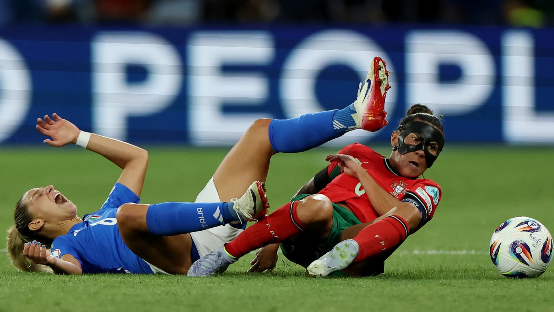 Contro l'Italia ha rischiato grosso sugli sviluppi di un normale contrasto di gioco... 