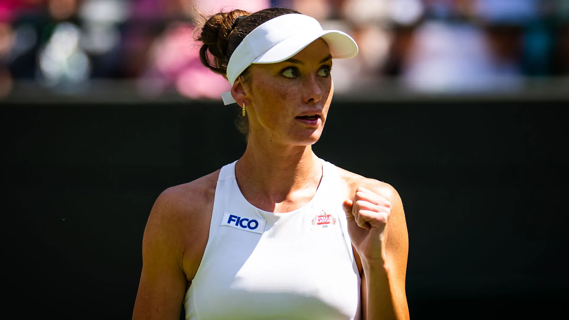 "Direi che sono al 90% tennista e al 10% modella"