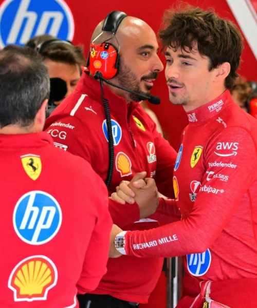 F1, Silverstone: Charles Leclerc manda un messaggio chiaro ai rivali della Ferrari
