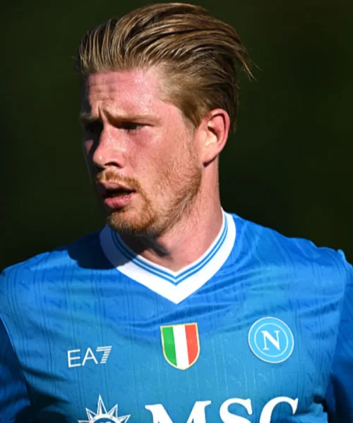 Napoli, esordio da dimenticare per Kevin De Bruyne: ko con l’Arezzo