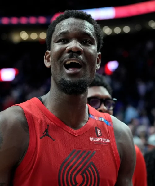 NBA: LeBron James e Luka Doncic hanno il loro lungo