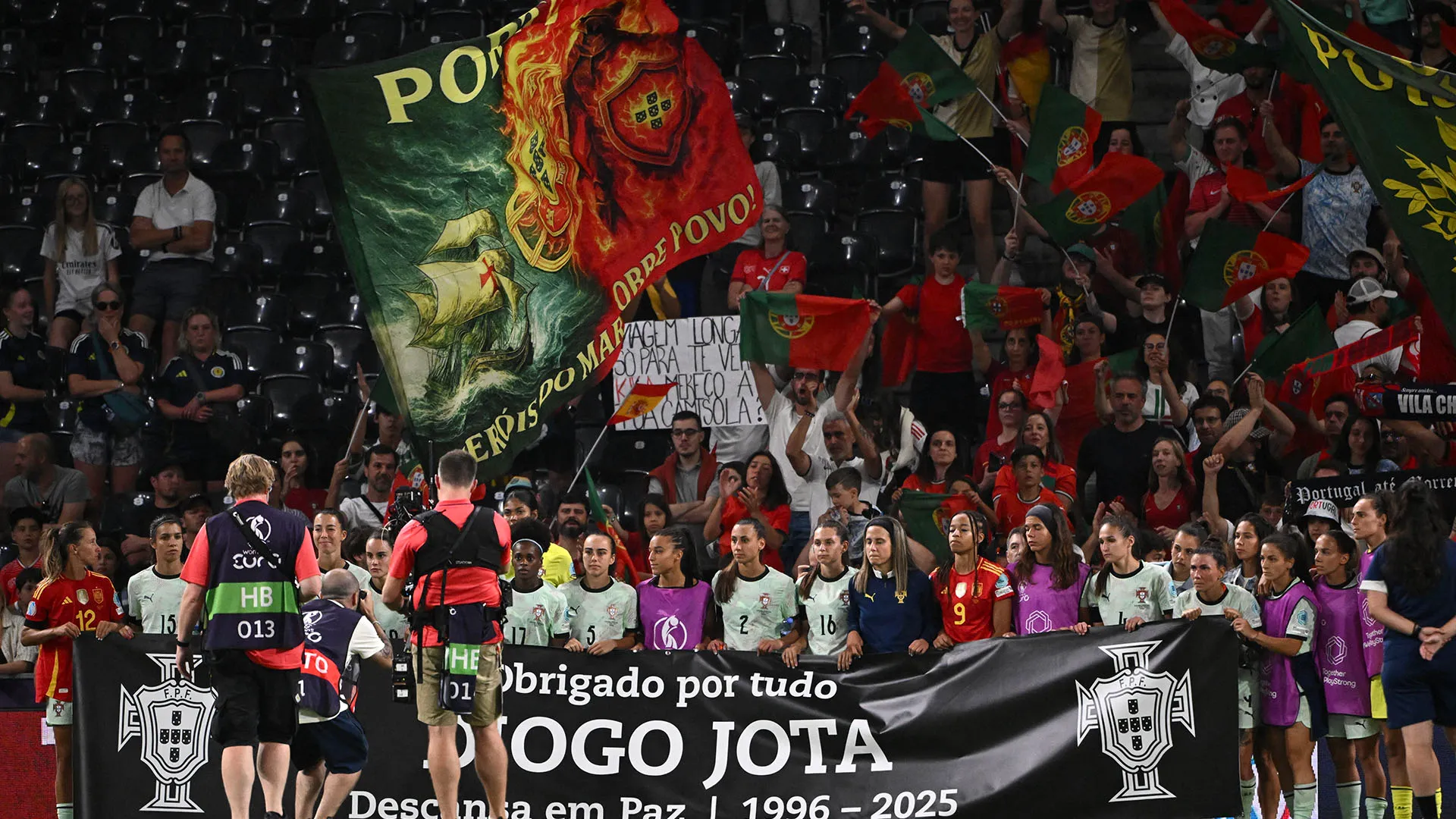 Il mondo del calcio è sconvolto dalla scomparsa di Diogo Jota