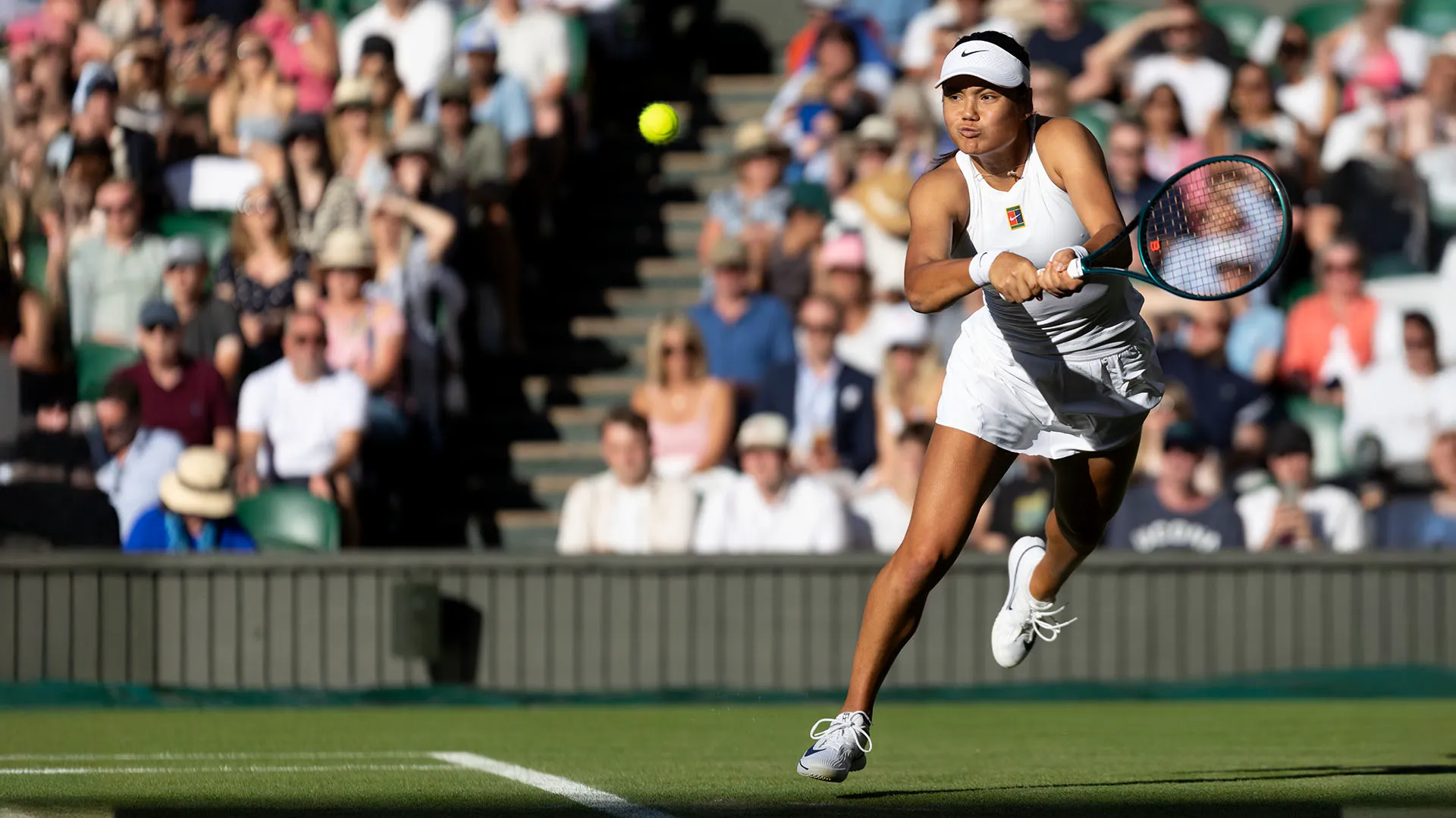 La tennista bielorussa è la grande favorita ma Raducanu non si dà per sconfitta in anticipo