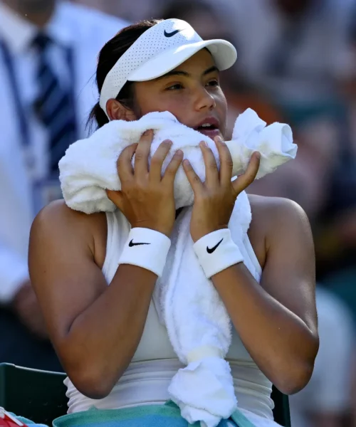A Wimbledon c’è un problema molto serio: le foto
