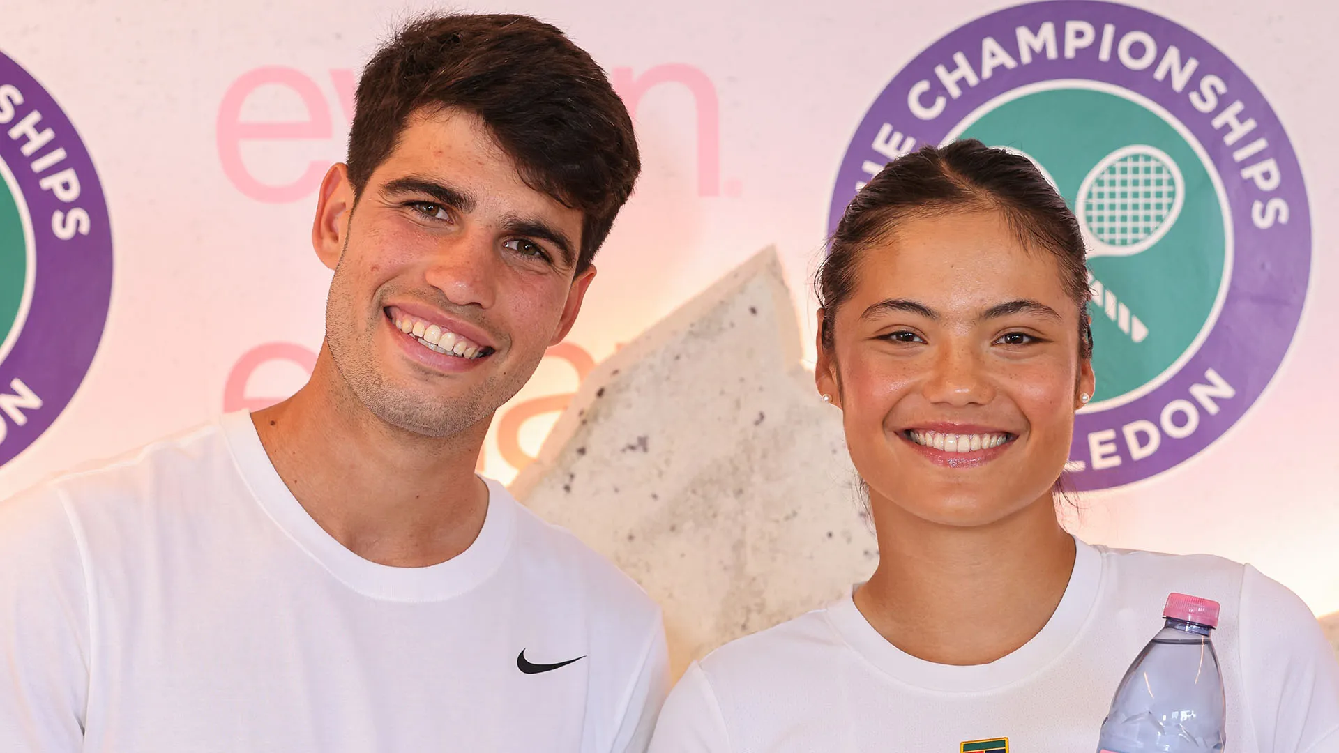 Emma Raducanu non scherza più sui rumors della sua relazione con Carlos Alcaraz: replica secca in  conferenza stampa