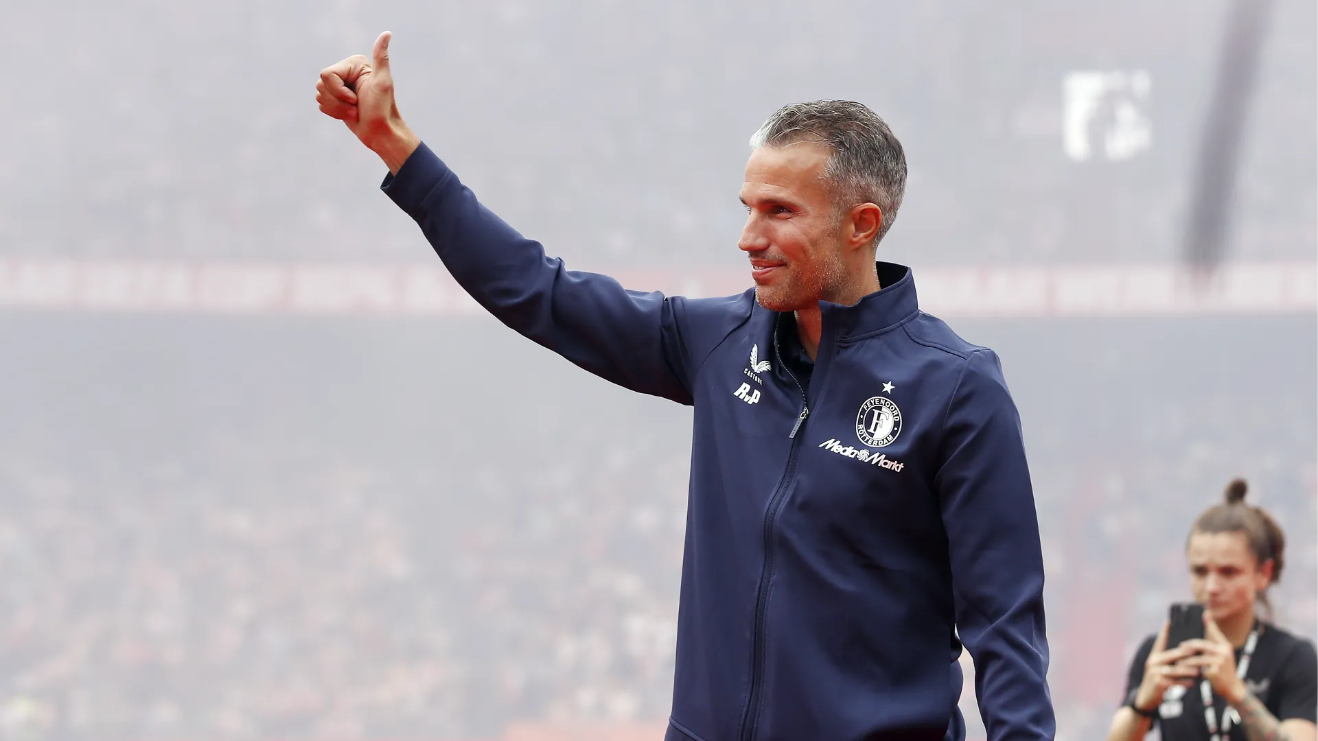I nuovi calciatori si metteranno subito a disposizione di Robin van Persie