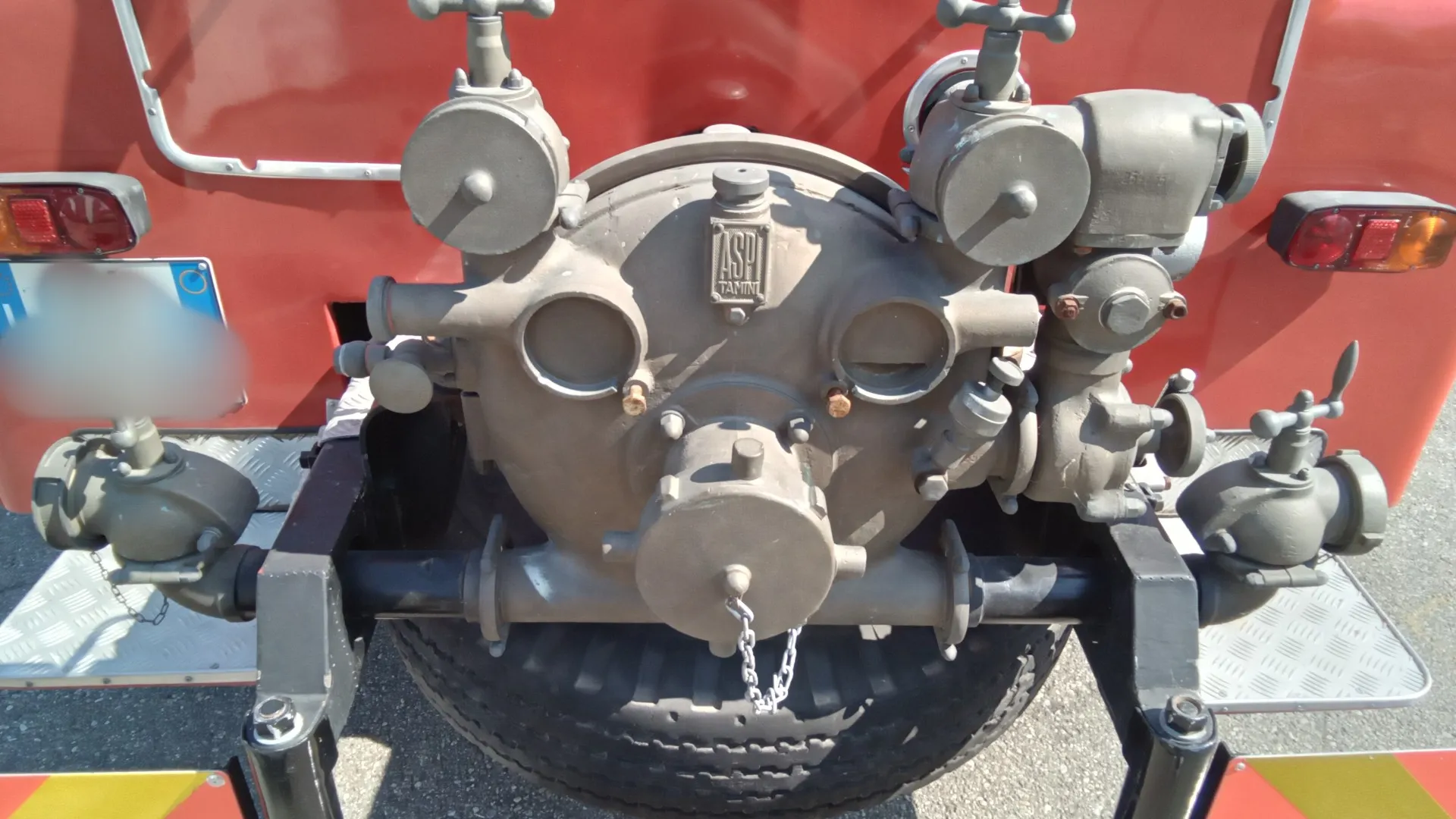 Il cuore del 640 N era un motore diesel Fiat 364 a 6 cilindri da oltre 6 litri di cilindrata