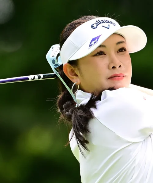 Bellezza, eleganza, talento (e imprevisti) sul campo da golf giapponese: le foto