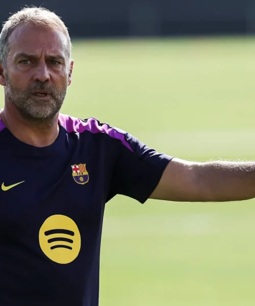 Hansi Flick scarta l’asso del Bayern Monaco: immagini
