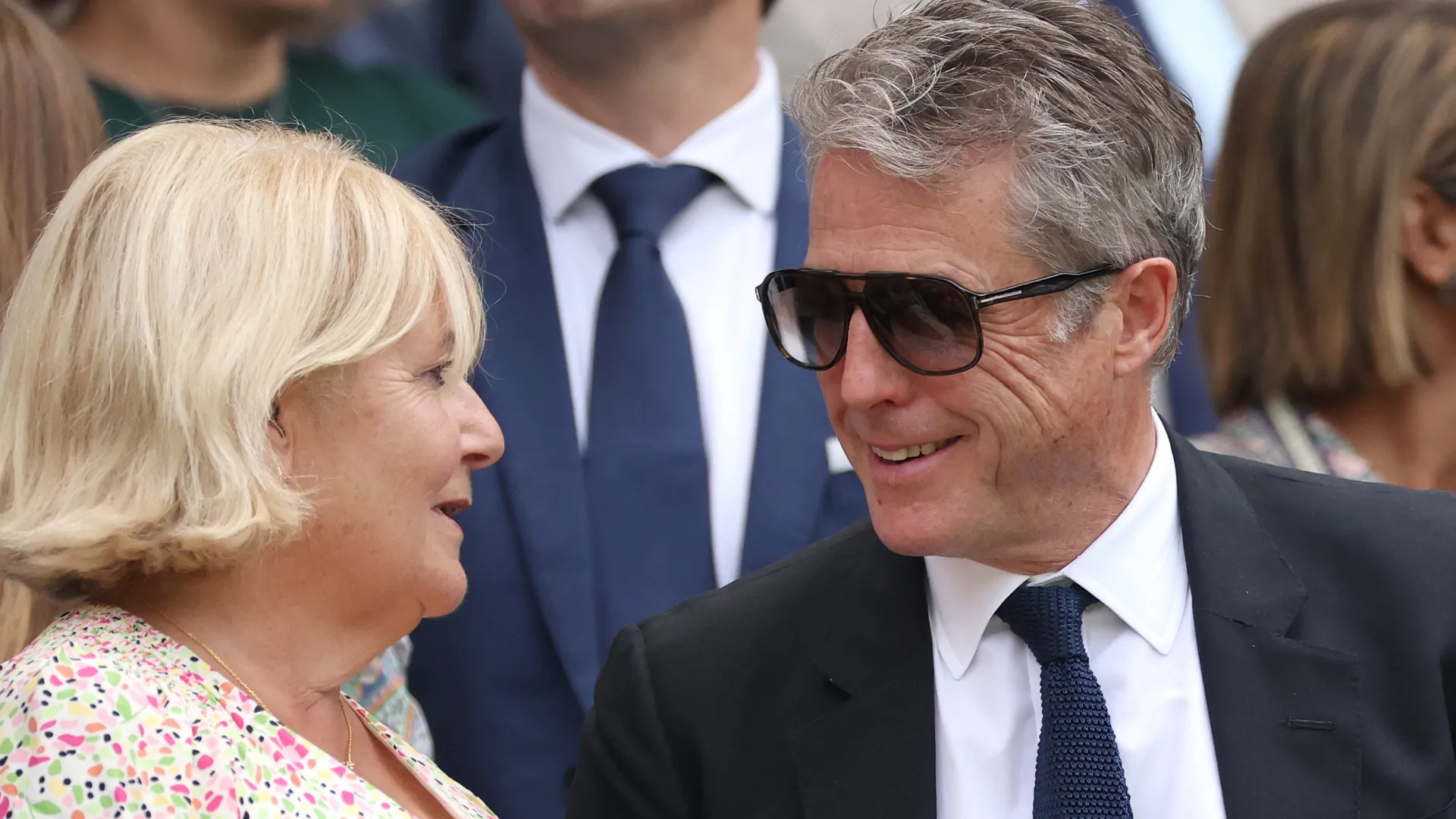 Non si sa esattamente cosa Hugh abbia estratto dal suo repertorio