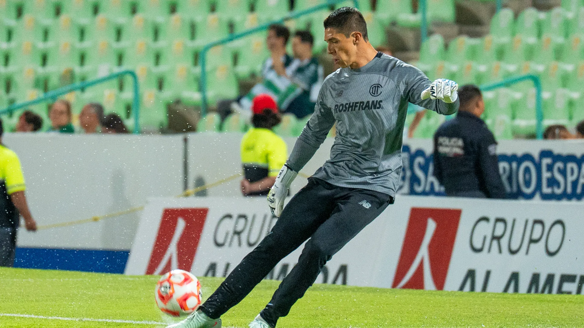 Un esordio decisamente da dimenticare per l'esperto portiere
