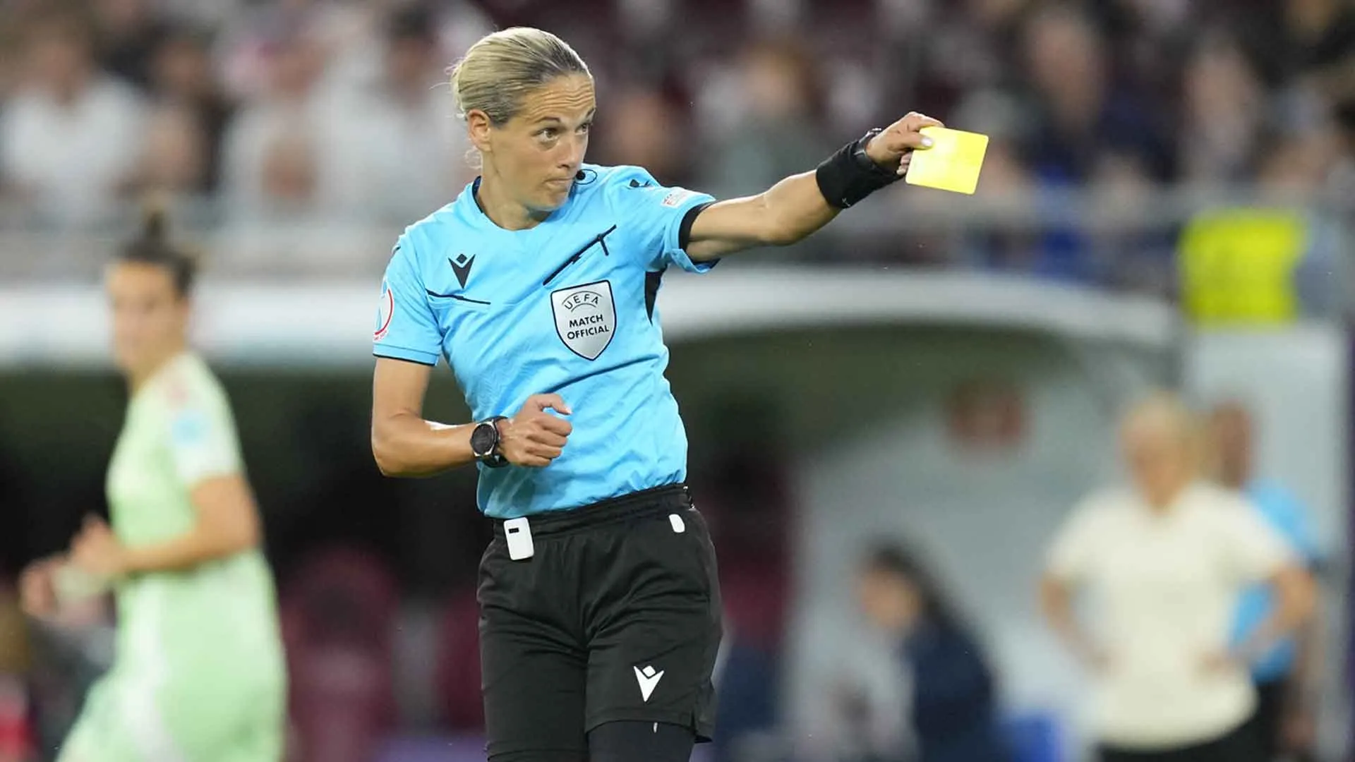 .. Ivana Martincic, martedì sera, non ha raggiunto i livelli dell'ecuadoriano, anche perché sarebbe stato impossibile... 