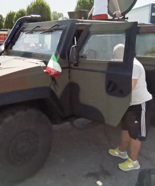 Iveco LMV, le foto di una solida e protettiva Lince