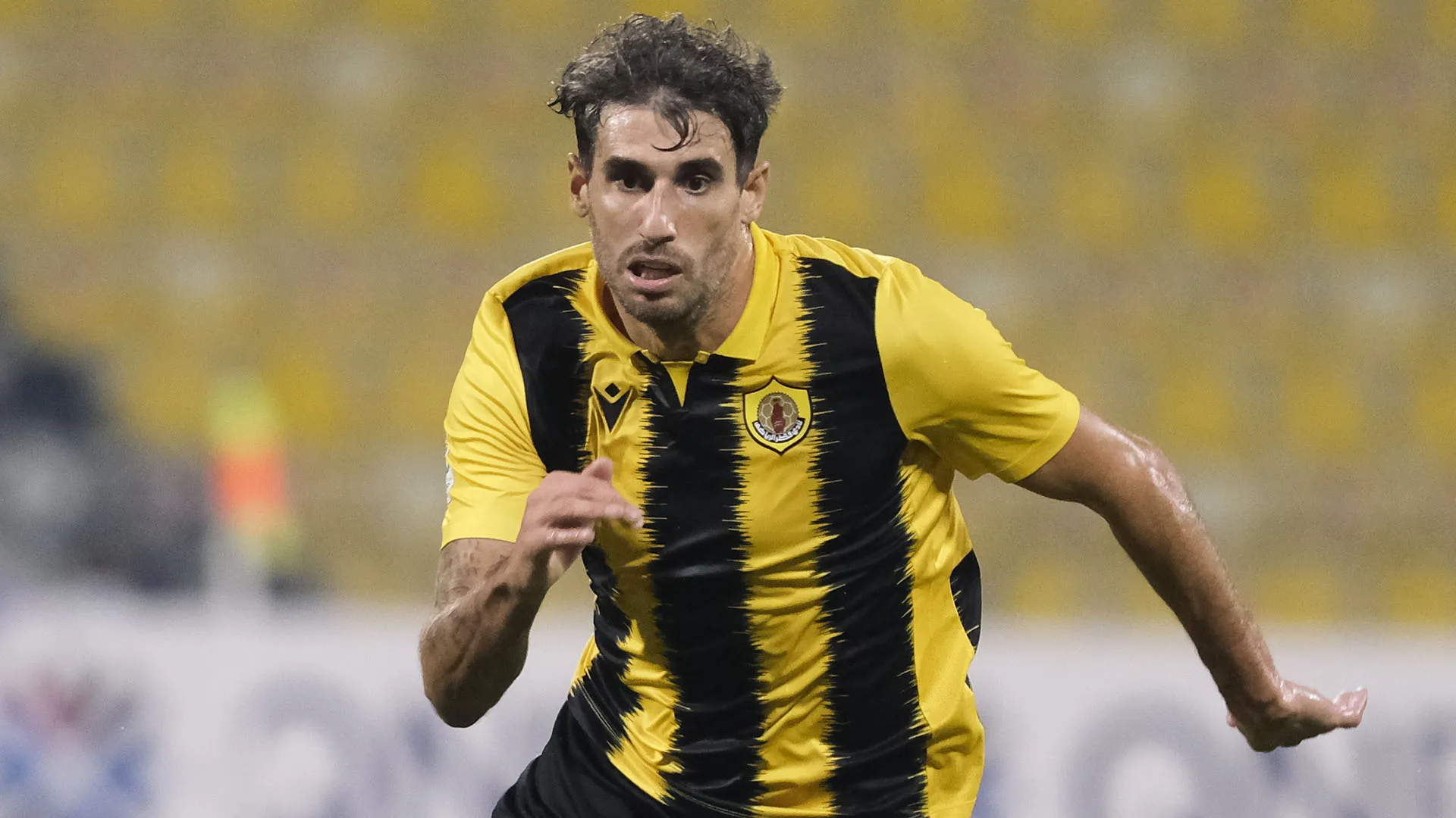 Ha lasciato il Qatar SC per approdare all'Al-Bidda SC, club di seconda categoria del Qatar

