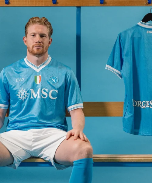 Il Napoli e la maglia “autenthic”, l’annuncio: “Resterà così”