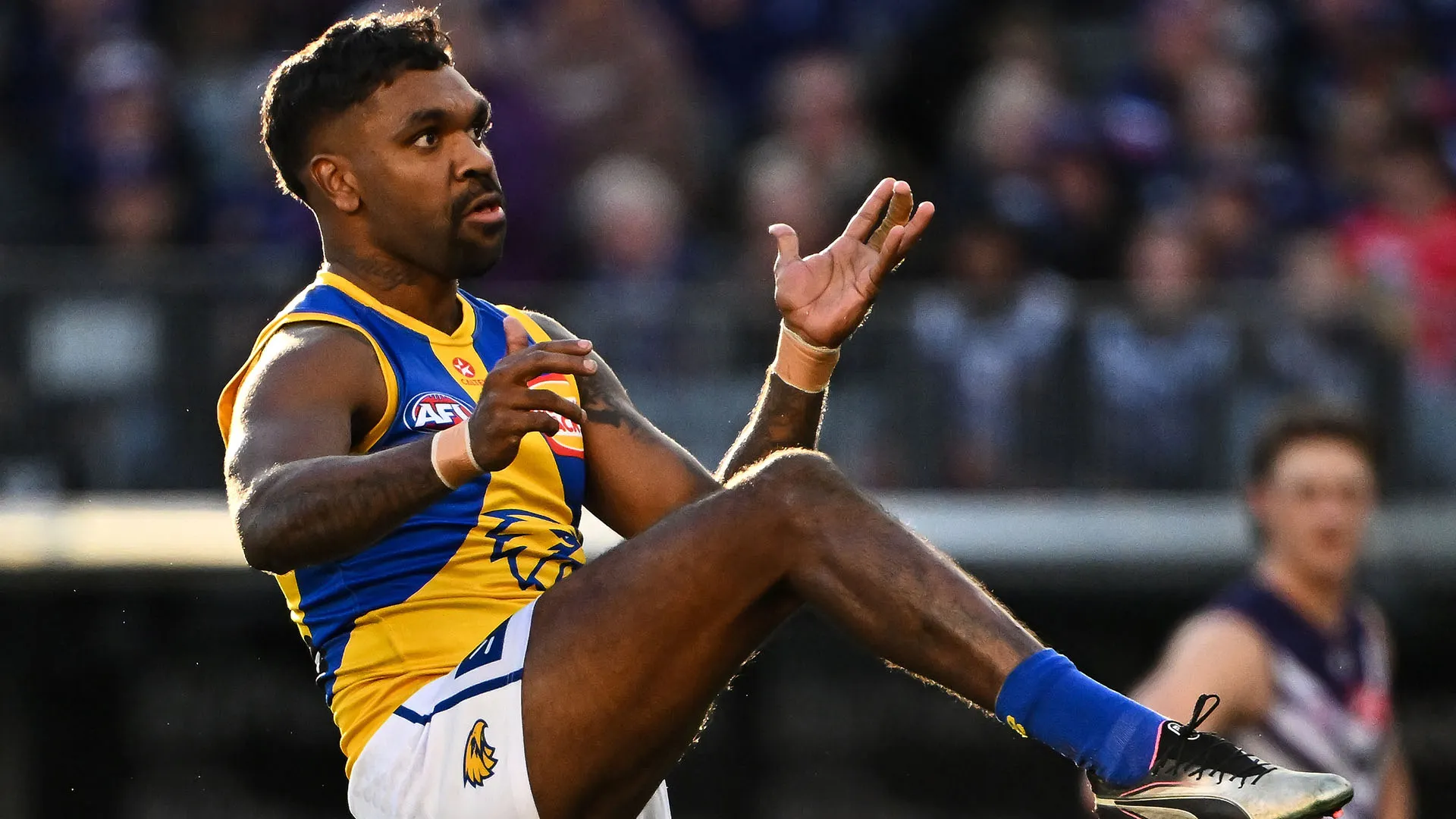 Momenti di terrore durante la sfida tra Fremantle e West Coast Eagles