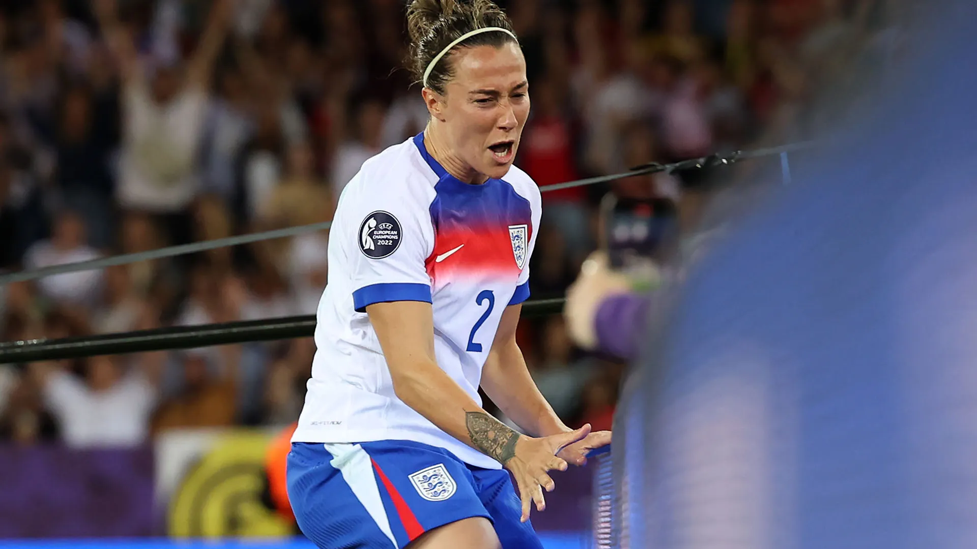 Evidentemente la stella non è riuscita a controllare le emozioni dopo il gol