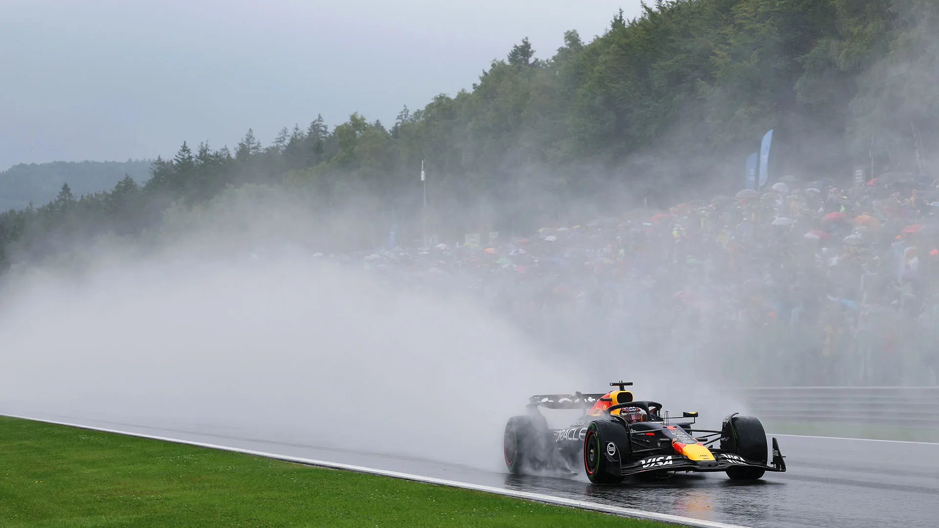 Verstappen non sale sul podio da tre gare: non succedeva dal 2019