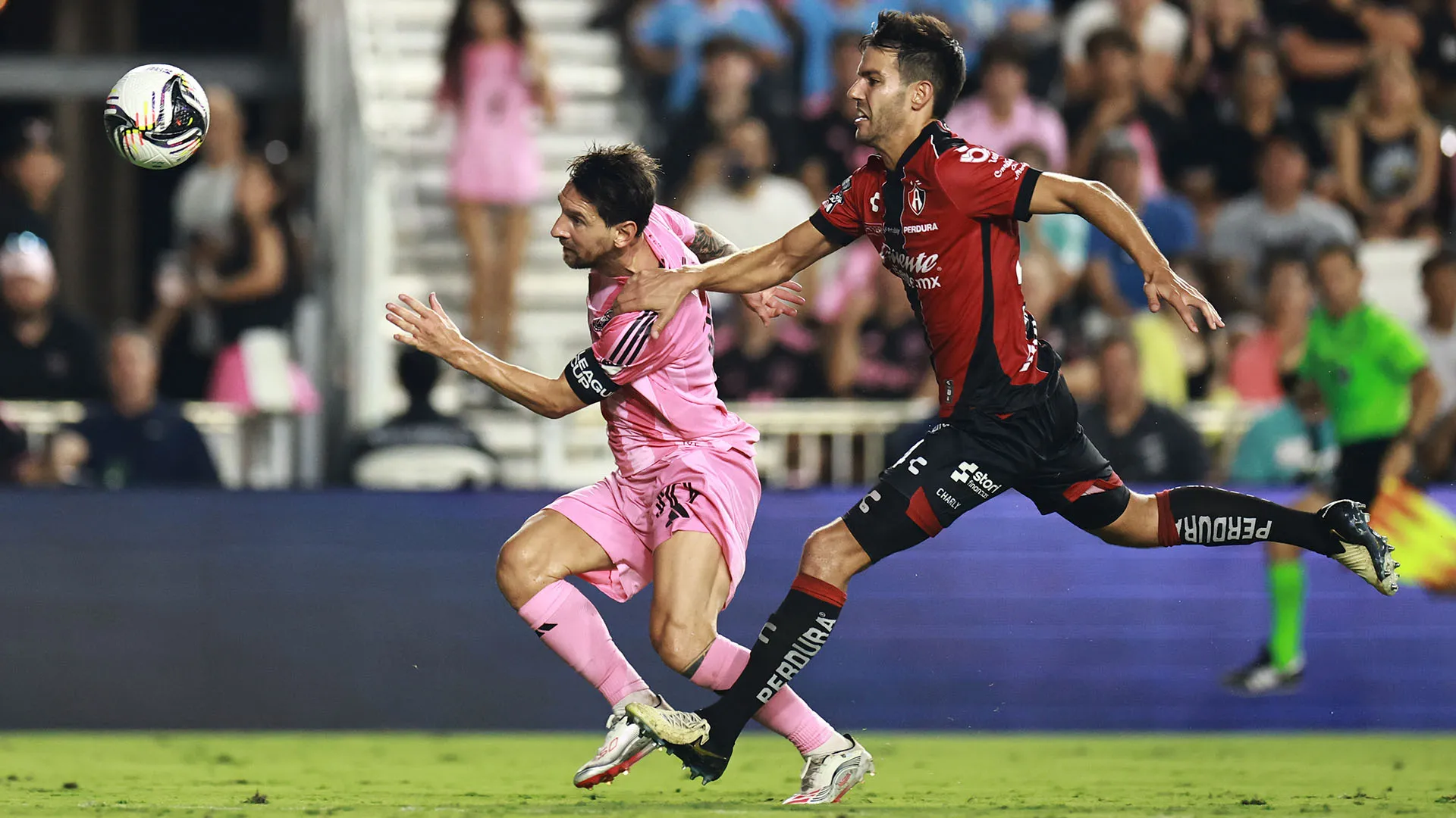 Momenti di grande paura durante la sfida tra Inter Miami e Atlas