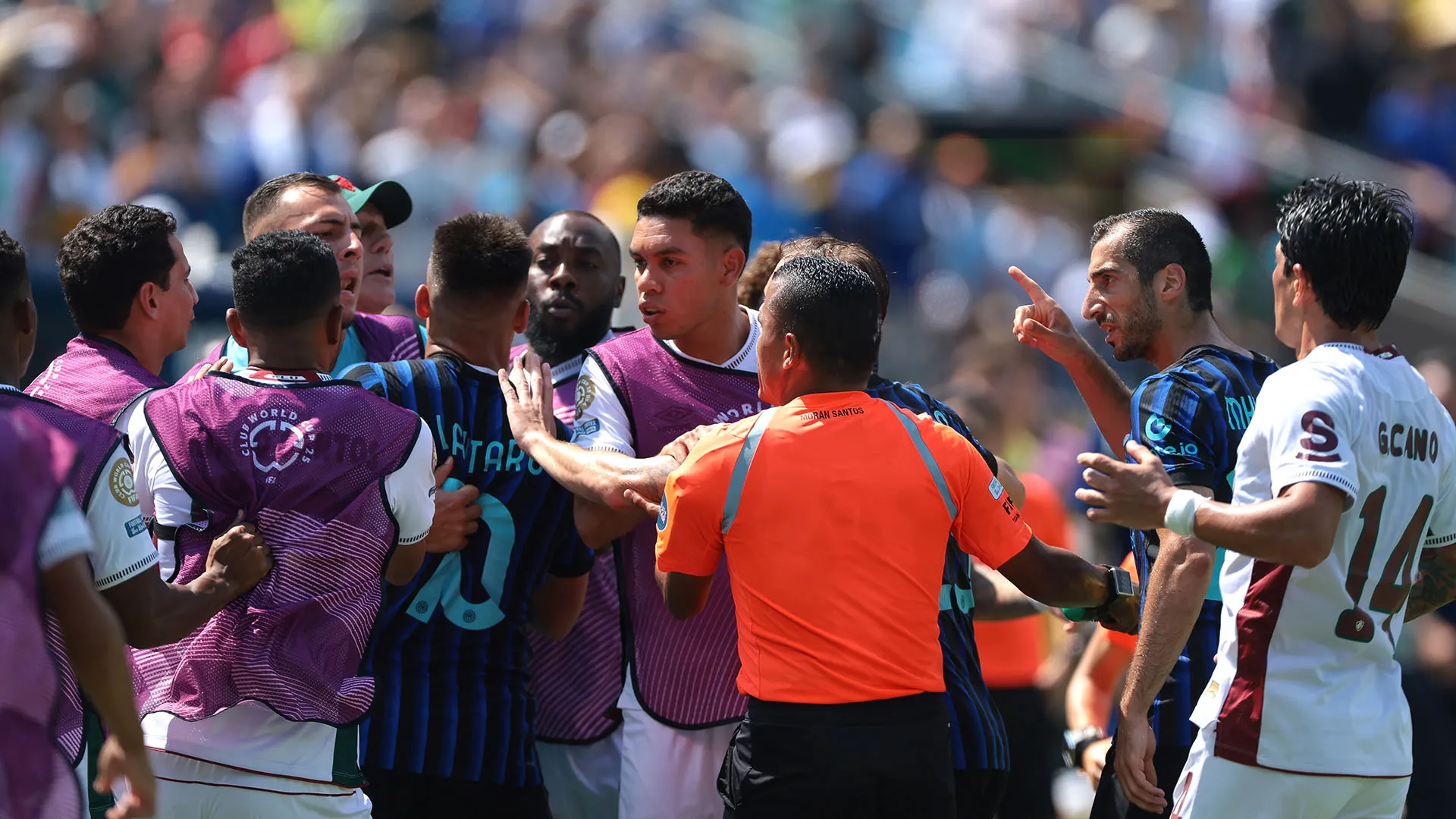 Anche Lautaro Martinez ha voluto dire qualcosa all'allenatore del Fluminense